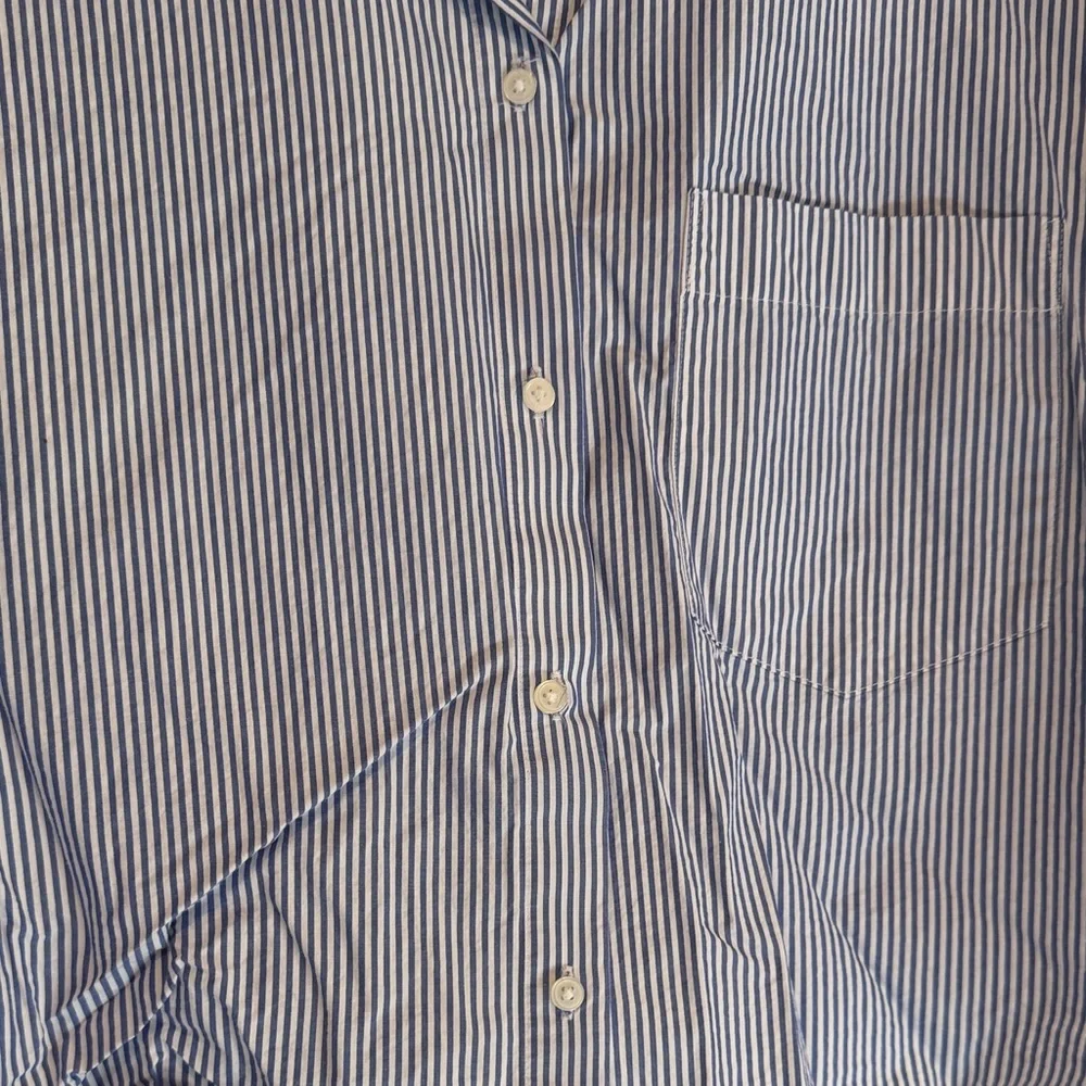 H&M Navy and White Striped Shirt - Picture 3 of 9